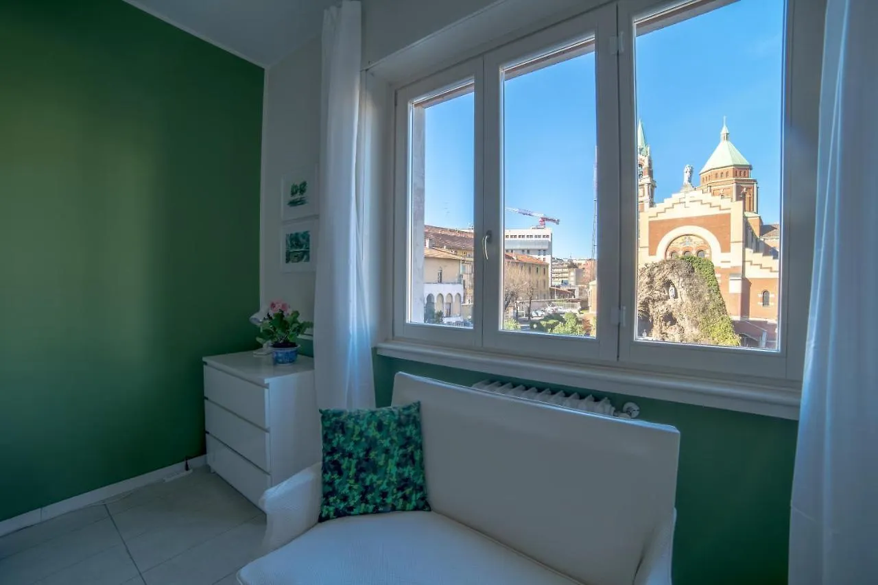 Classy Apartment Near City Life - Fiera Milan 0*,