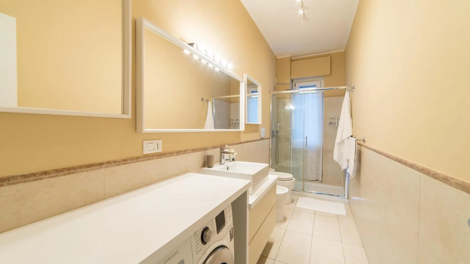 Classy Apartment Near City Life - Fiera Milan Italy
